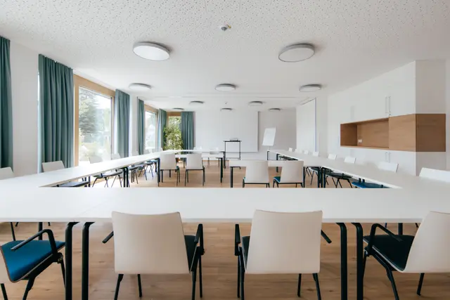 Bildungsraum L - Image 1